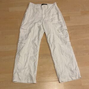Hollister Y2K Ultra High Rise Baggy Cargo Pants White Women’s Size S